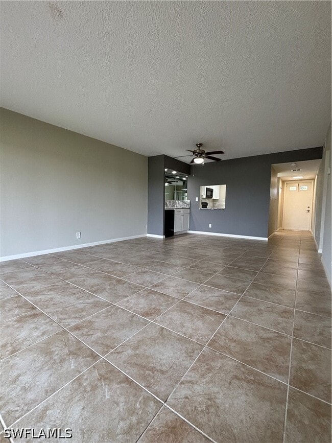 Building Photo - 149 Palm Dr