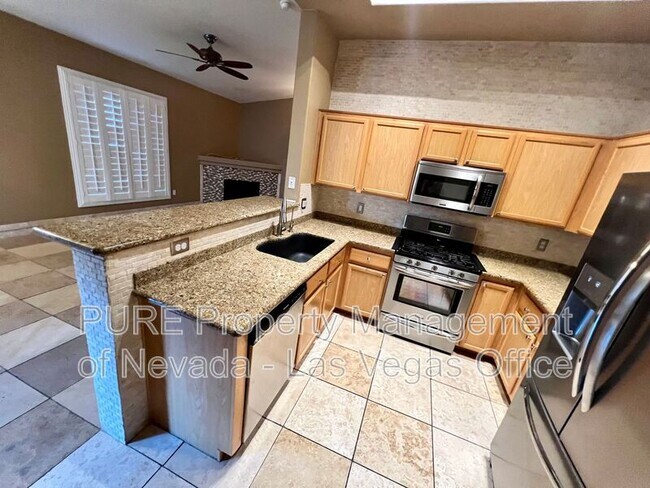 Building Photo - 3545 Cactus Shadow St