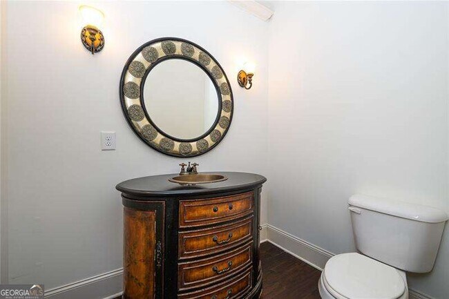 Building Photo - 1106 Devine Cir NE