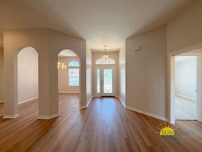 Building Photo - Updated 3BR Home in Gated Bridgeport Colony Near Hurlburt & Eglin AFB!