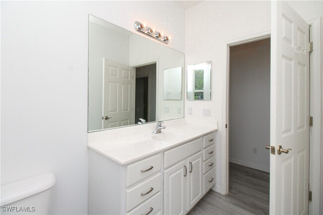 Building Photo - 3927 Aurora Ct