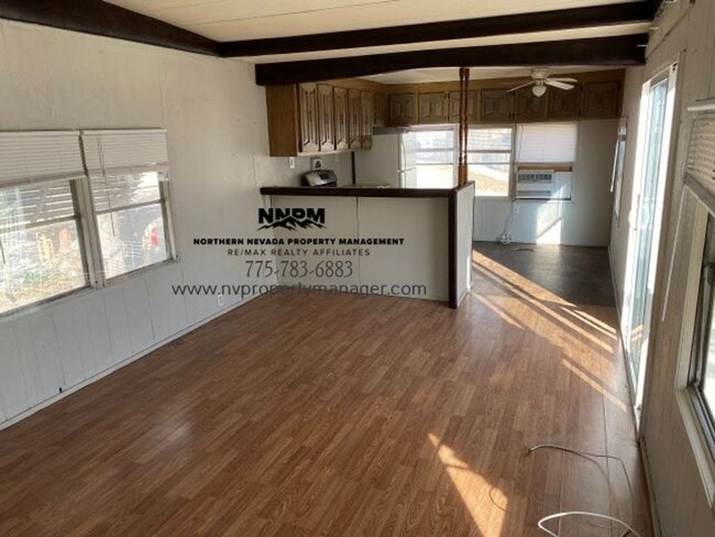 Building Photo - HA855-855 Harrigan Road Spaces 1-22
