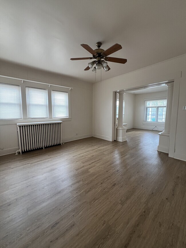 Building Photo - 206 N Jefferson St