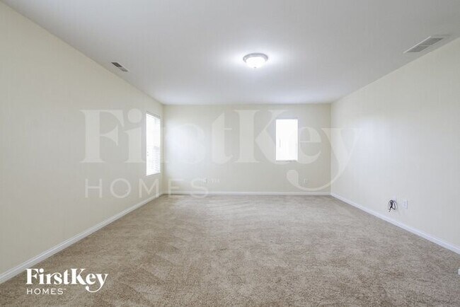 Building Photo - 8038 Harshaw Dr