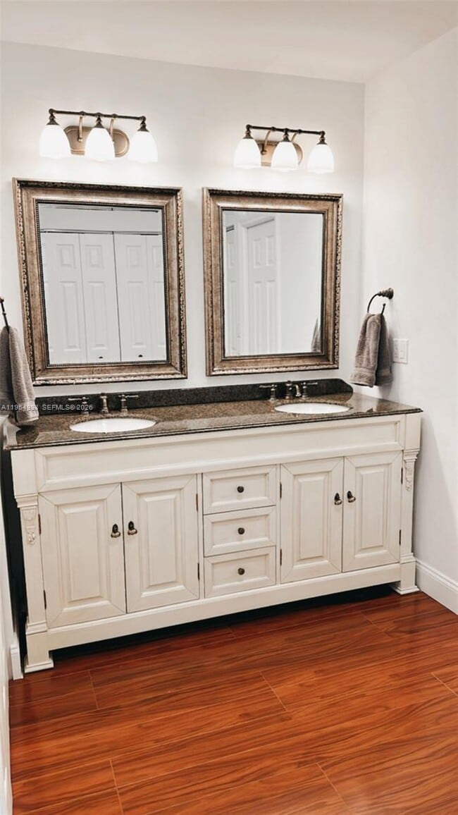 Building Photo - 20355 NE 34th Ct