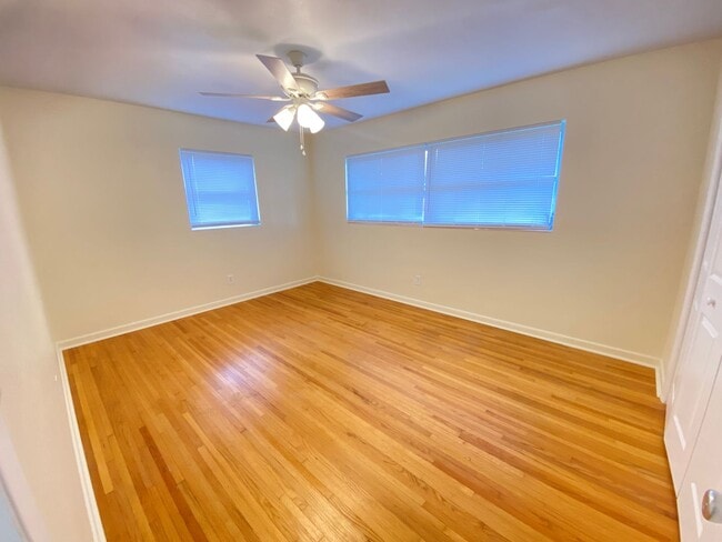 Building Photo - 2/2 in Orange City