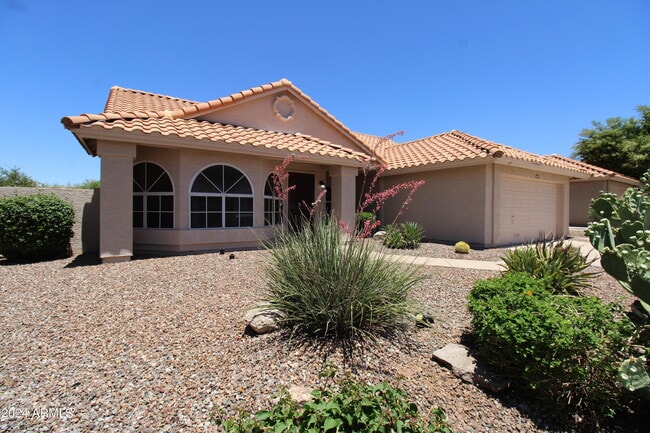 Building Photo - 4052 E Palo Brea Ln