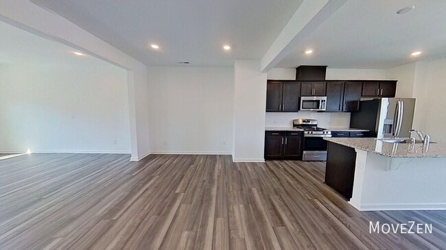 Building Photo - 828 Basswood Gln Trl