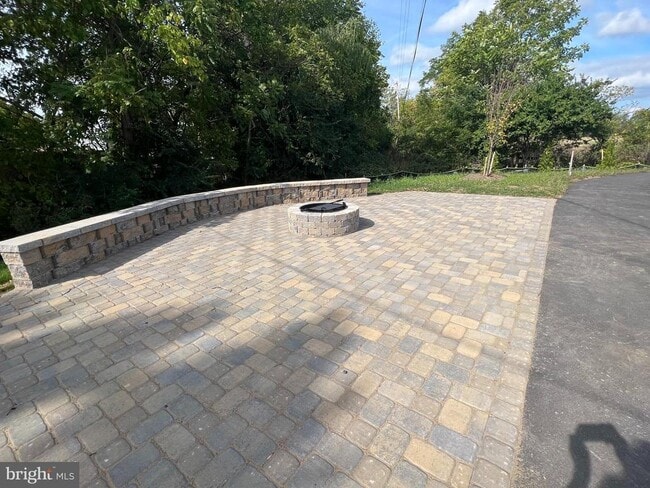 Building Photo - 3141 Eton Pl