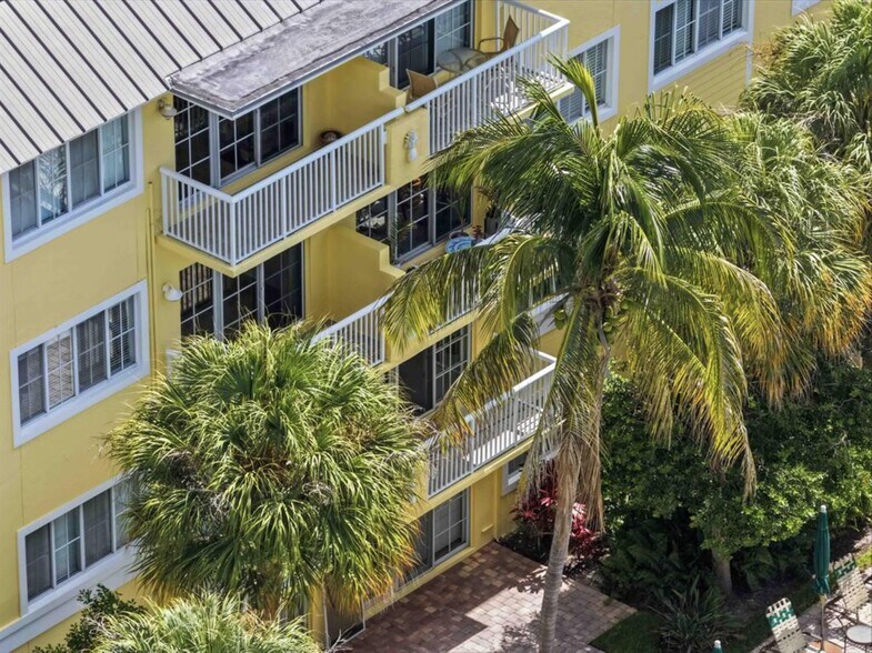 Building Photo - 1515 E Broward Blvd