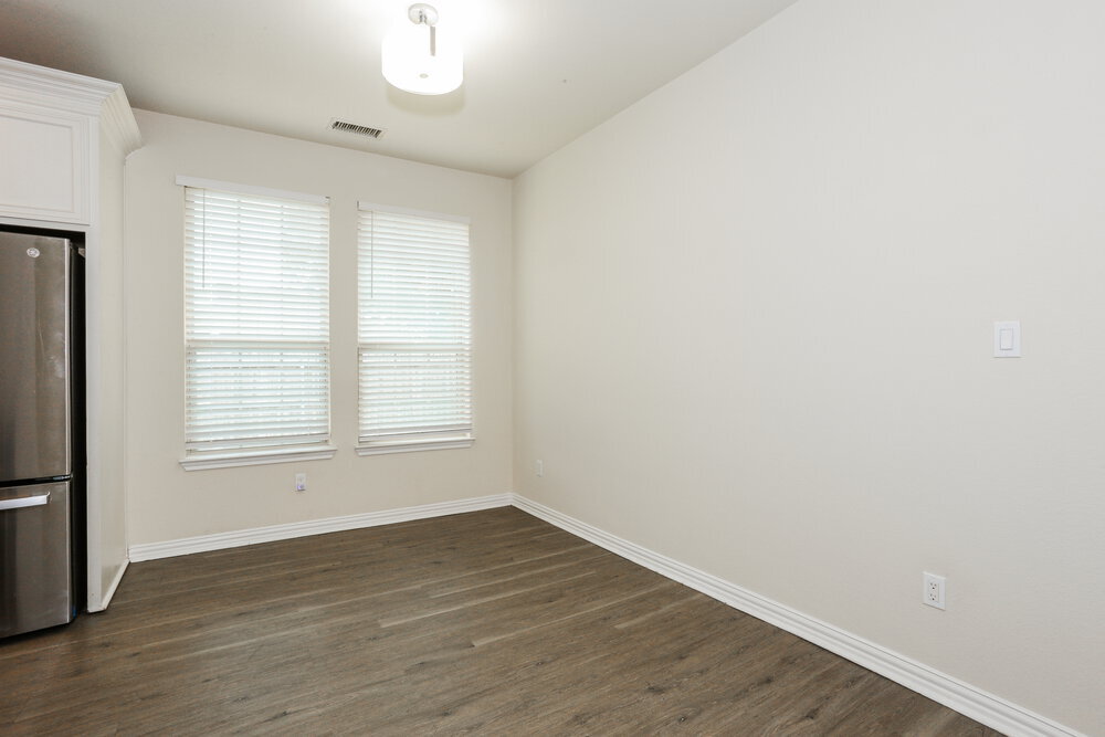 Building Photo - 1314 Roan Dr