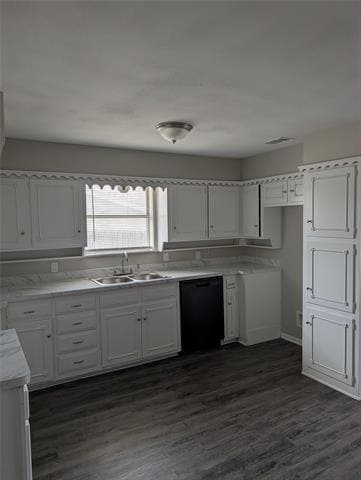 Building Photo - 2009 Ming Dr