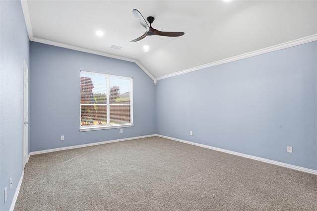 Building Photo - 404 Tarpan Trail