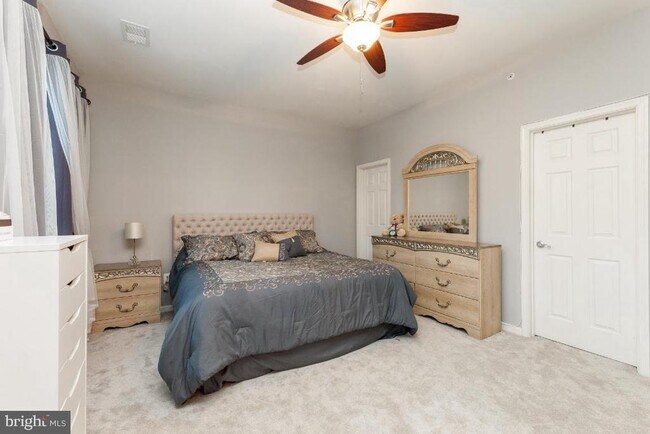 Building Photo - 13949 Hollow Wind Way