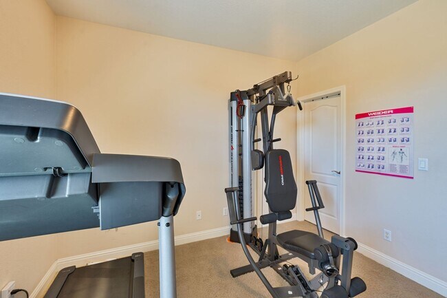 Building Photo - 9952 Spring View Way