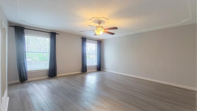 Building Photo - 4606 Mandalay Dr