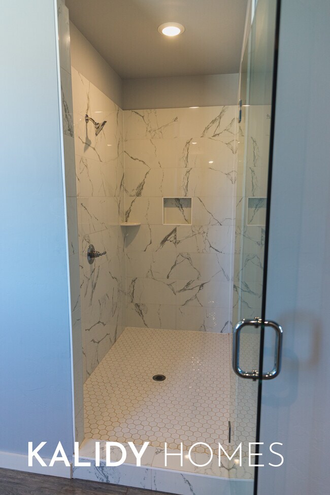 Building Photo - 1796 Salma Rd