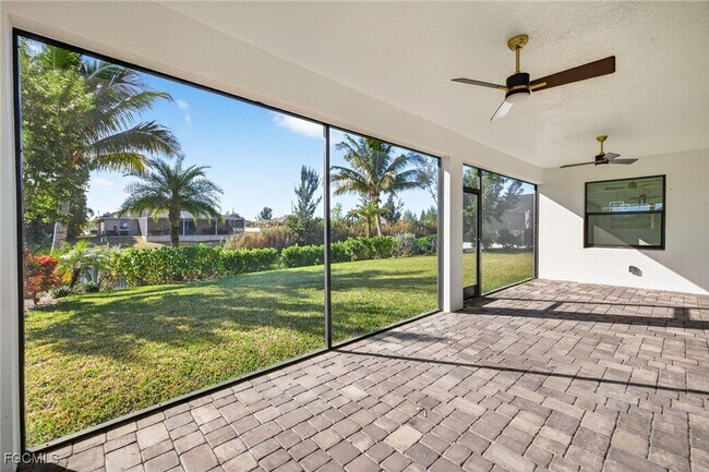 Building Photo - 332 SW 26th St