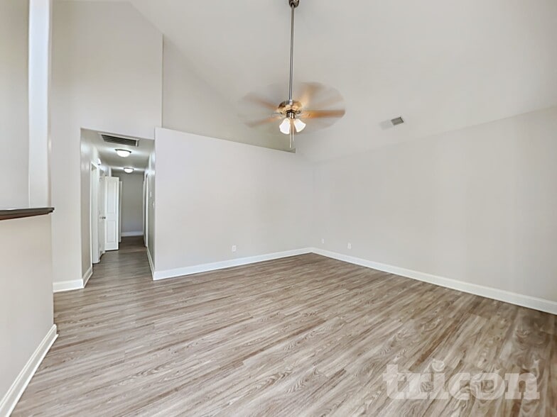 Building Photo - 4818 Samuel Richard St