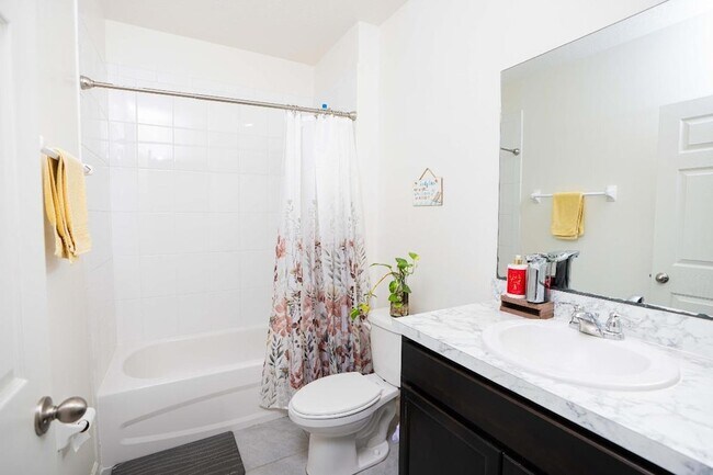 Building Photo - 5322 Delight Dr