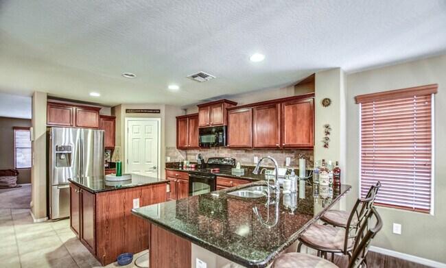 Building Photo - 8064 W Rushmore Way