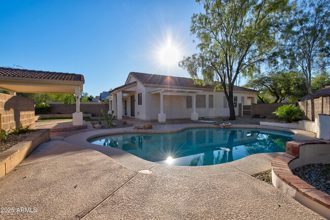 Building Photo - 4402 E Creosote Dr