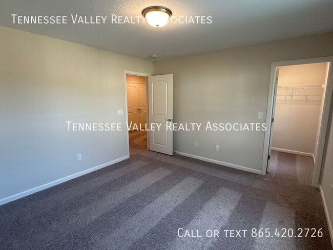 Building Photo - 3636 Crimson Cir