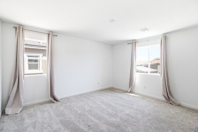 Building Photo - Spacious Southwest Las Vegas Home with Large Loft & Expansive Backyard