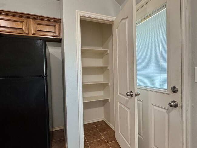Building Photo - 3 Bedroom Home in Piedmont with ALL APPLIA...