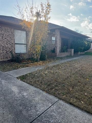 Building Photo - 2420 Dalewood Ln