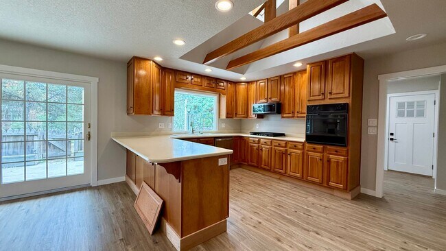 Building Photo - Stylish 3-Bedroom Remodel with Two Firepla...