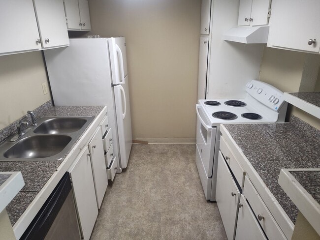 Building Photo - Gorgeous 2 bed Aurora condo for rent