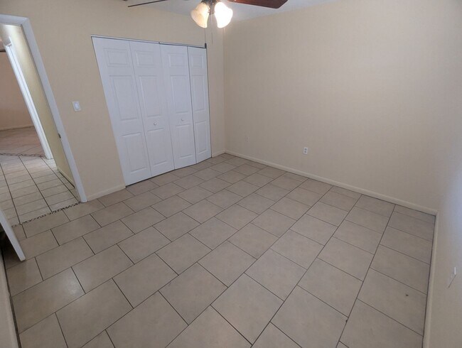 Building Photo - 824 N St Clair Abrams Ave