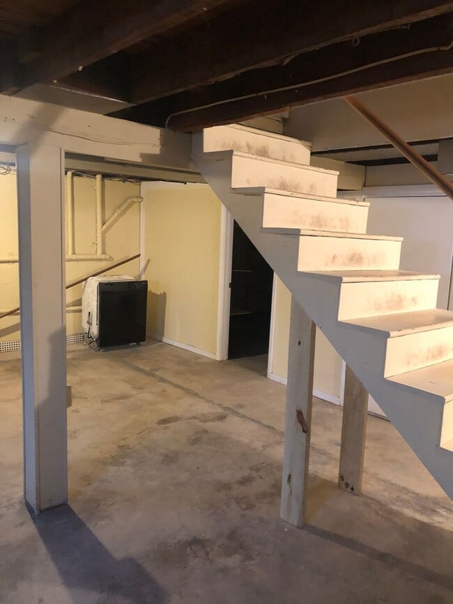 Building Photo - 3-Bedroom House Located in Northeastern School District