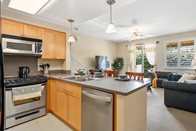 Building Photo - 92-1504 Aliinui Drive