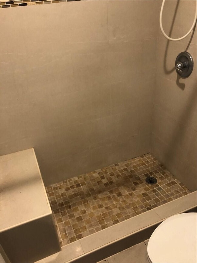 Building Photo - 21 SW 109th Ave