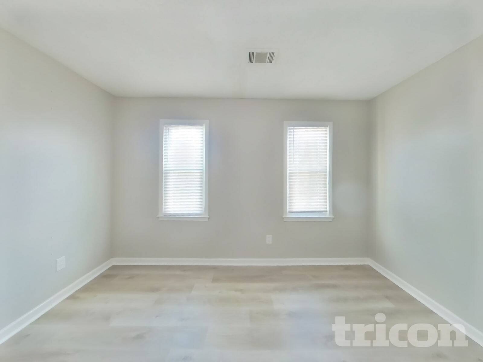 Building Photo - 100 Hillcrest Point