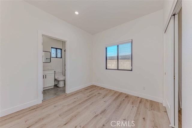 Building Photo - 5825 View Cir