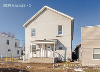 Building Photo - Must See! Super Cute One Bedroom Apartment...