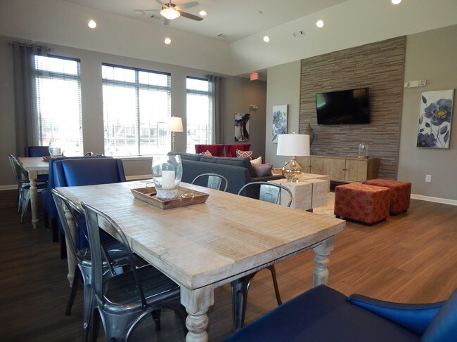 Building Photo - Residences of Gallatin