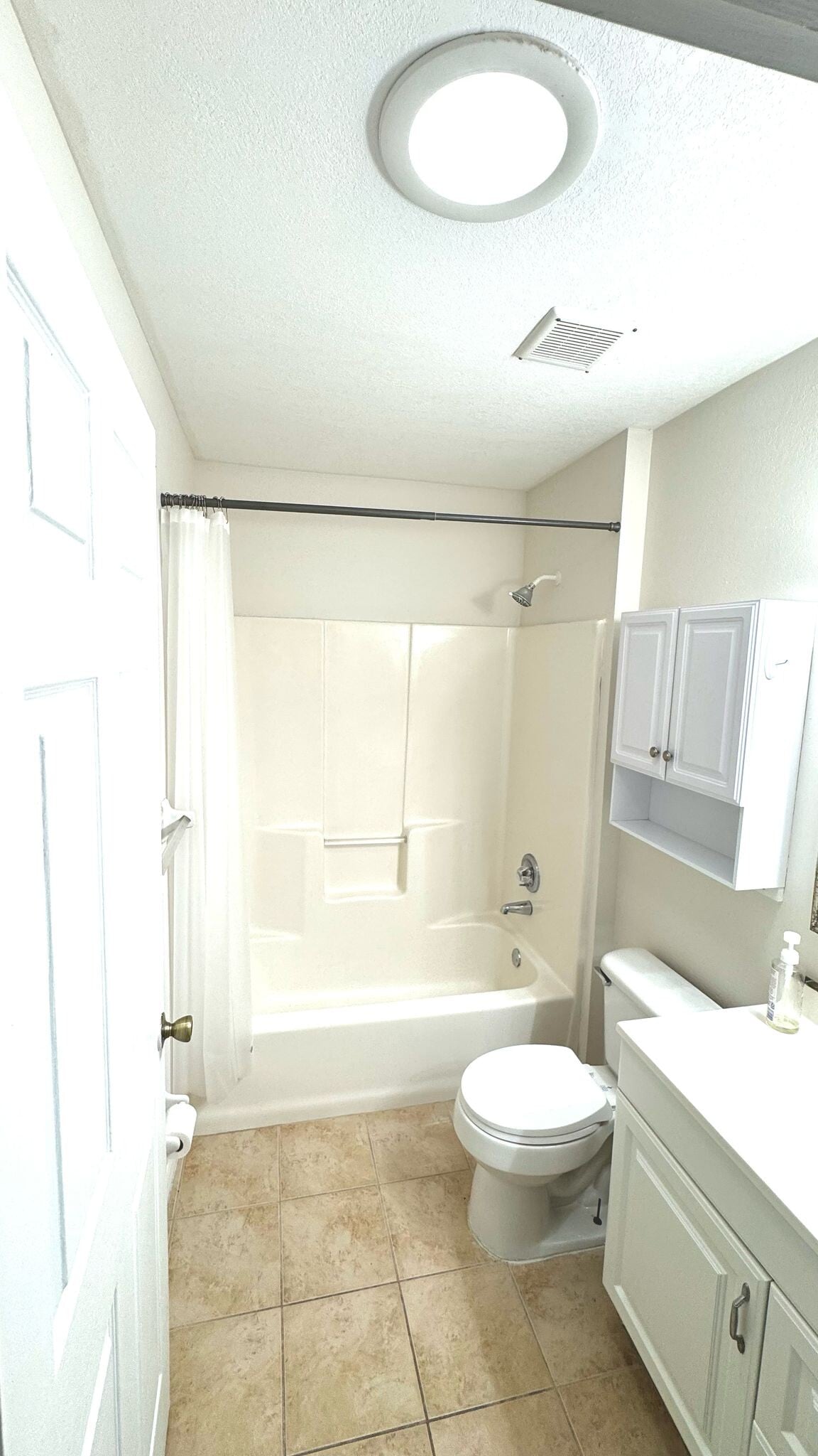 Building Photo - 662 Lynbrook St NW