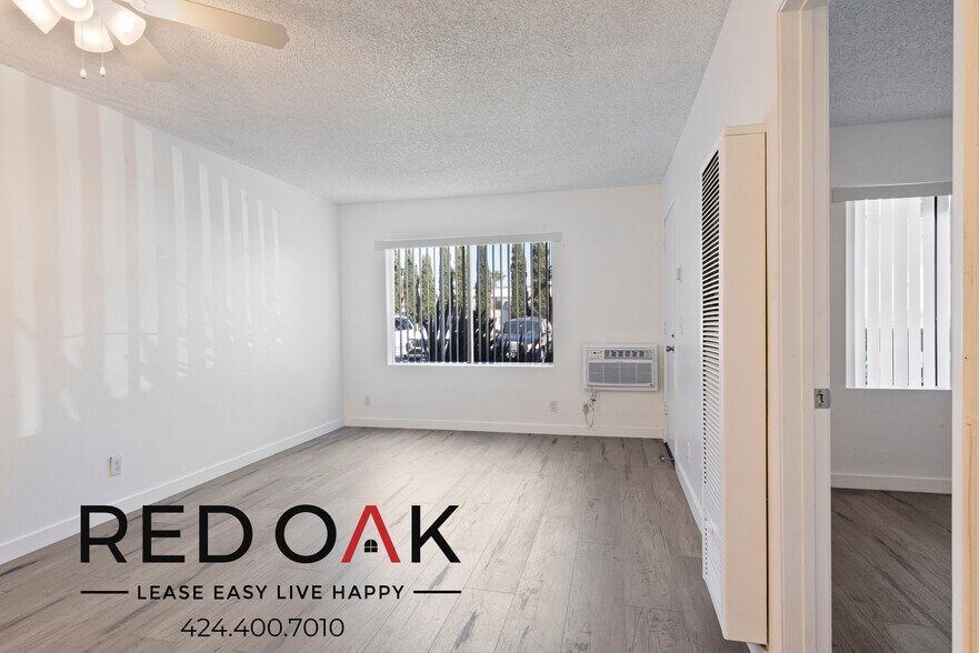 Building Photo - 16200 Vermont Ave