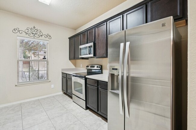 Building Photo - 5422 Sunlit Brk