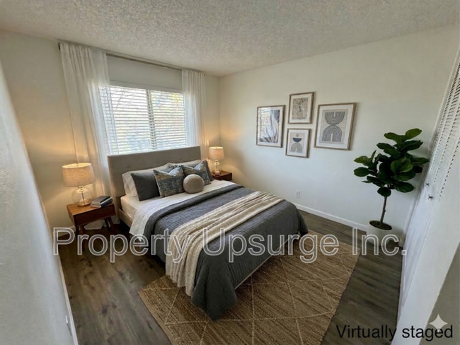 Building Photo - 1825 Roanoke Ave