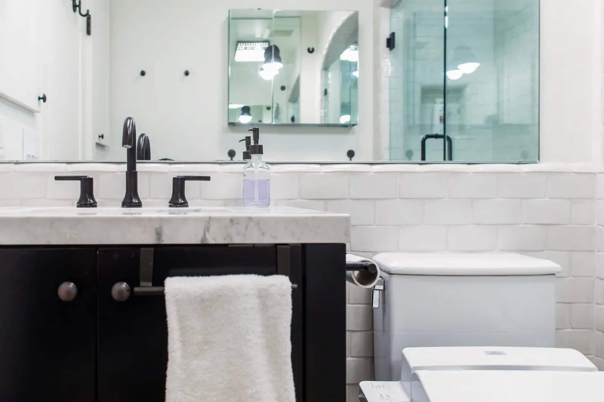 Building Photo - 1911 Rosalia Rd