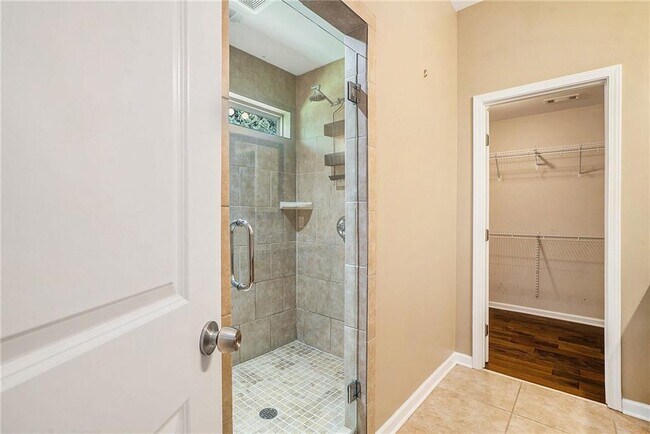 Building Photo - 2061 Hutton Dr
