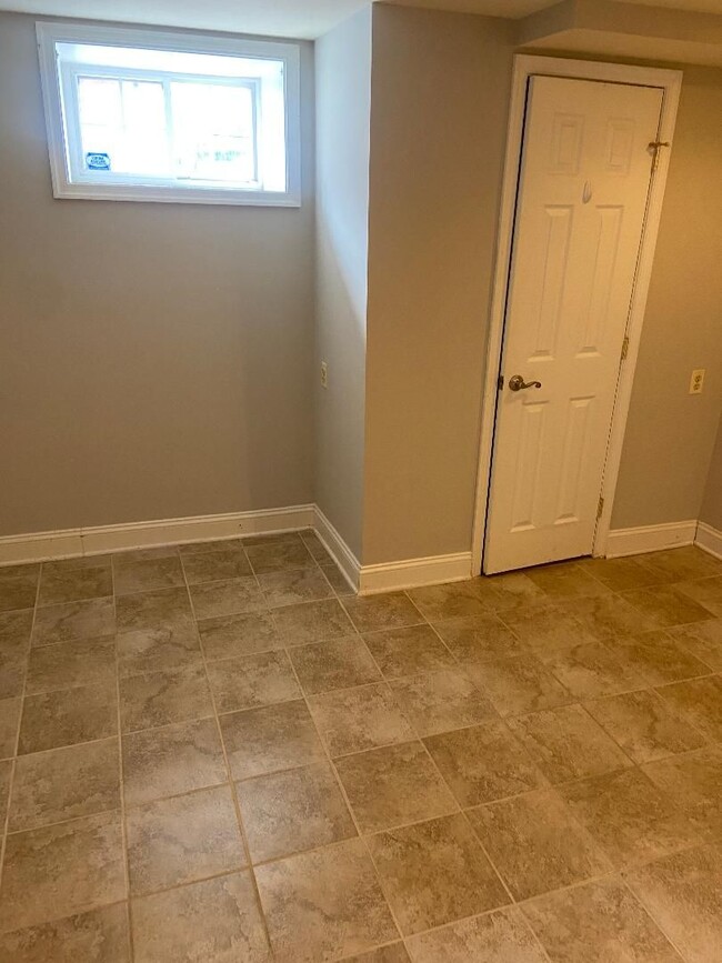 Building Photo - 3-Bedroom Home with Finished Basement in P...
