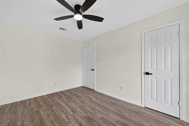Building Photo - 7635 Dawnridge Dr