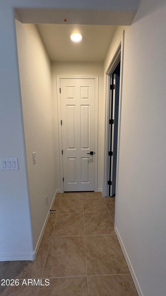 Building Photo - 5602 W Mauna Loa Ln