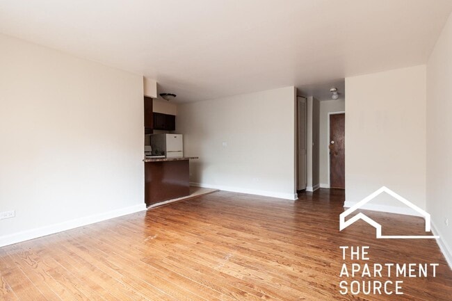 Building Photo - 6011 N Winthrop Ave